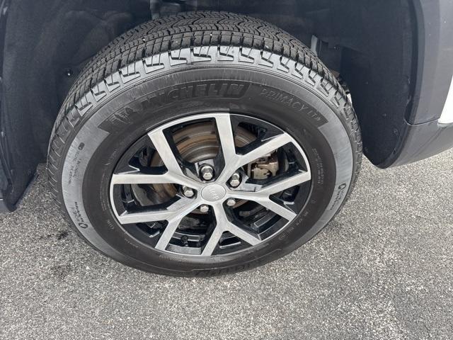 used 2024 Jeep Grand Cherokee car, priced at $35,903