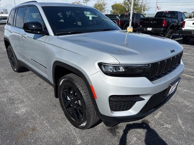 new 2025 Jeep Grand Cherokee car, priced at $41,900