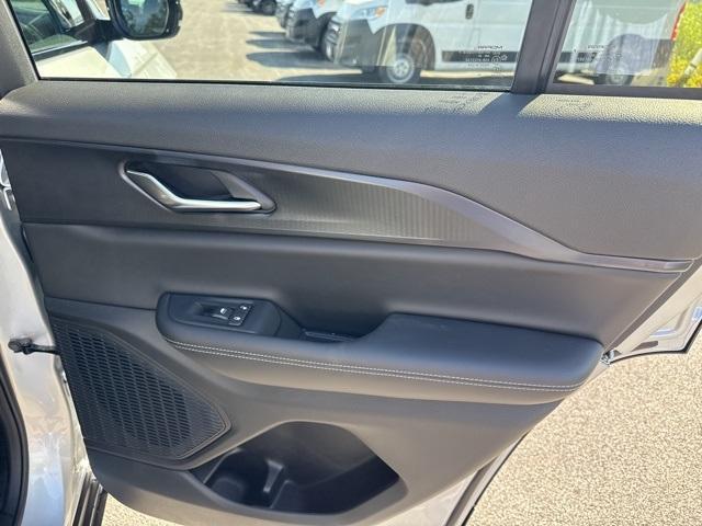 new 2025 Jeep Grand Cherokee car, priced at $41,900