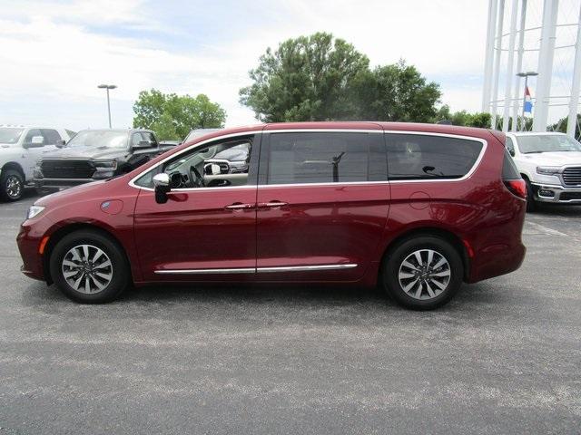 used 2023 Chrysler Pacifica Hybrid car, priced at $39,813