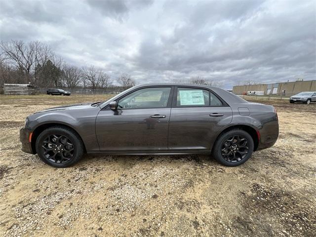 new 2023 Chrysler 300 car, priced at $43,590