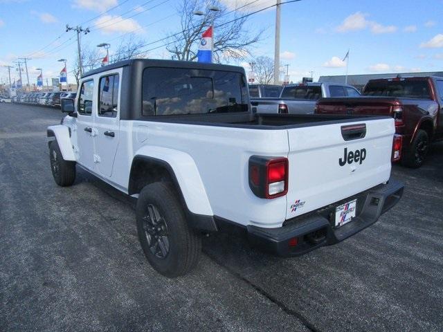 new 2024 Jeep Gladiator car, priced at $43,520