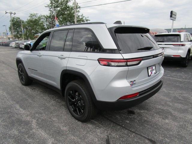 new 2024 Jeep Grand Cherokee car, priced at $42,530