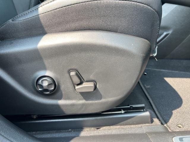 used 2021 Jeep Cherokee car, priced at $21,833
