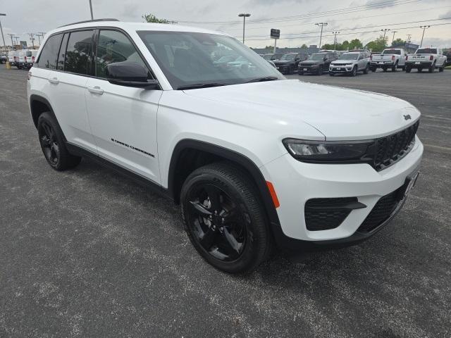 used 2024 Jeep Grand Cherokee car, priced at $37,967