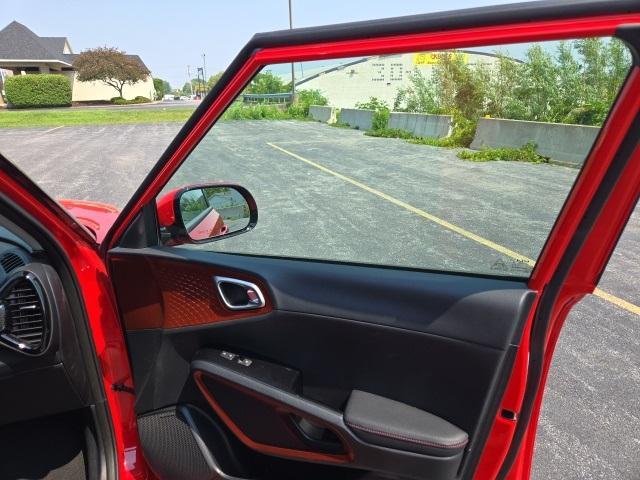 used 2022 Kia Soul car, priced at $21,996