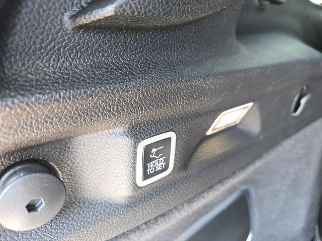 used 2024 Jeep Grand Cherokee L car, priced at $53,634