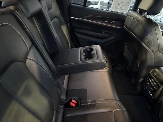 used 2024 Jeep Grand Cherokee car, priced at $35,970