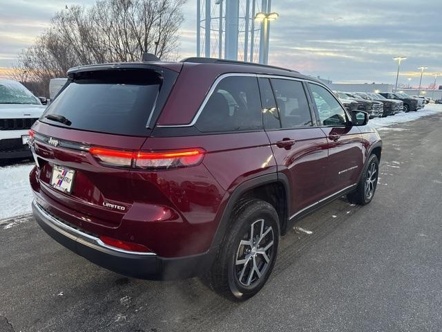 used 2024 Jeep Grand Cherokee car, priced at $35,970