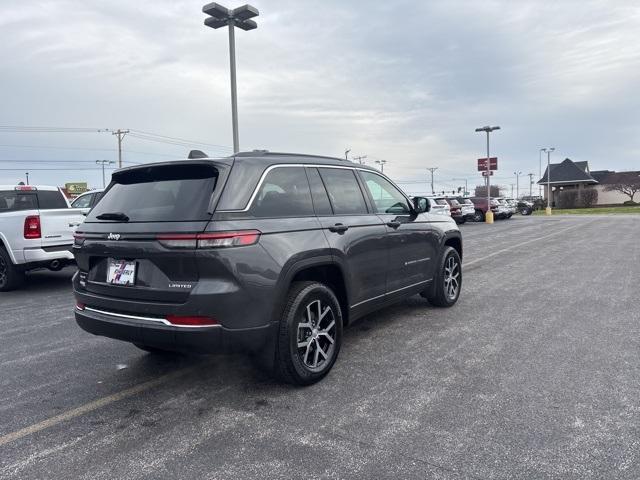 new 2025 Jeep Grand Cherokee car, priced at $47,605