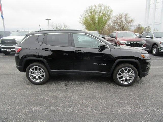 new 2024 Jeep Compass car, priced at $29,085