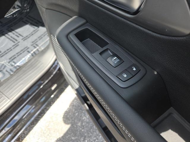 new 2025 Chrysler Pacifica car, priced at $41,690