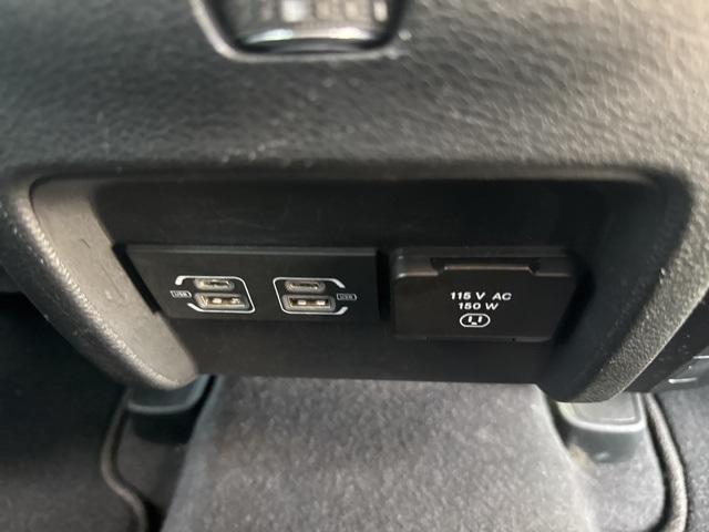 used 2023 Jeep Cherokee car, priced at $23,975