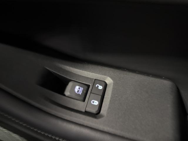 used 2024 Jeep Grand Cherokee car, priced at $32,906