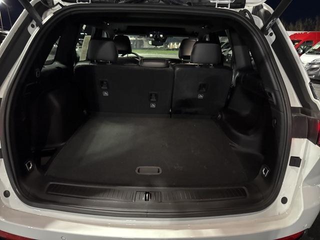 used 2024 Jeep Grand Cherokee car, priced at $32,906