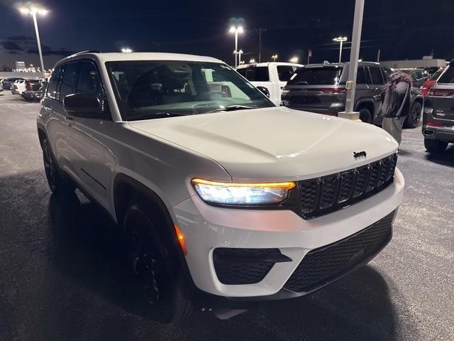used 2024 Jeep Grand Cherokee car, priced at $32,906