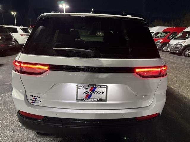 used 2024 Jeep Grand Cherokee car, priced at $32,906