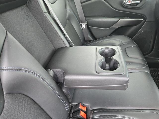 used 2020 Jeep Cherokee car, priced at $20,967