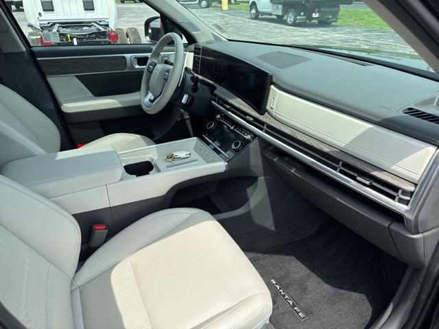 used 2024 Hyundai Santa Fe car, priced at $33,113