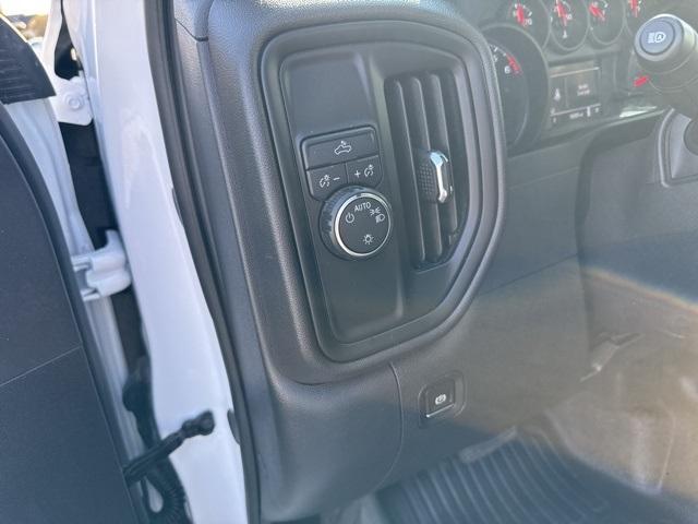 used 2024 Chevrolet Silverado 1500 car, priced at $27,911