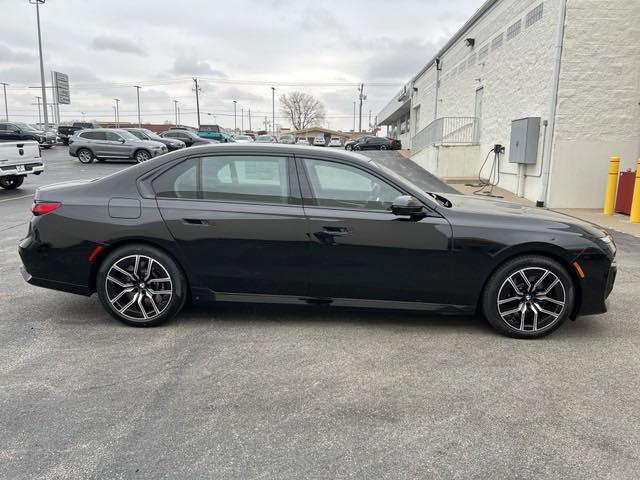 new 2024 BMW 760 car, priced at $137,020