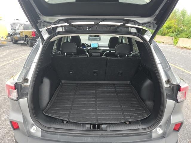 used 2022 Ford Escape car, priced at $21,999
