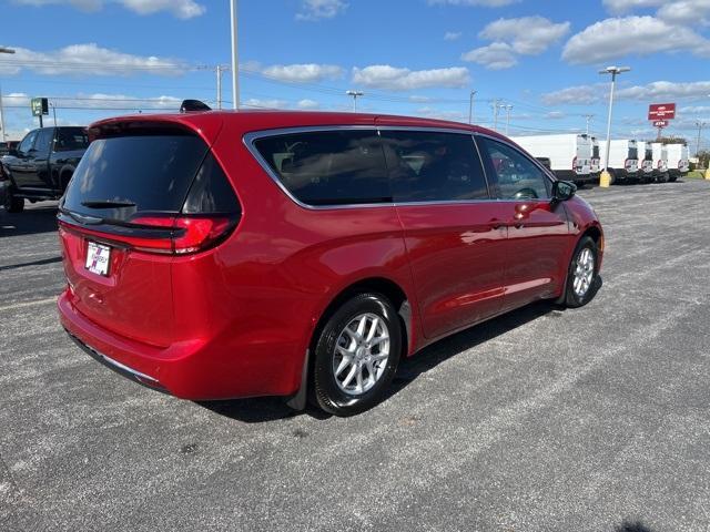new 2026 Chrysler Pacifica car, priced at $42,285
