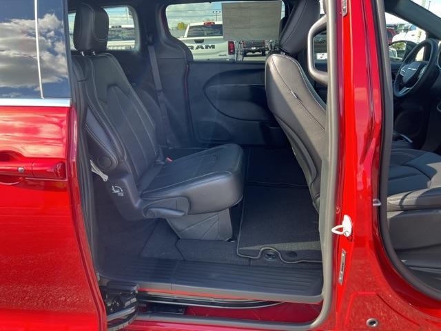 new 2026 Chrysler Pacifica car, priced at $42,285