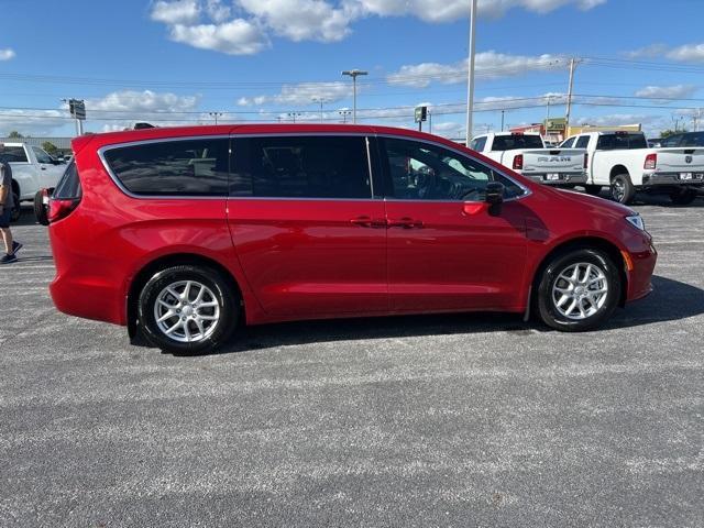 new 2026 Chrysler Pacifica car, priced at $42,285