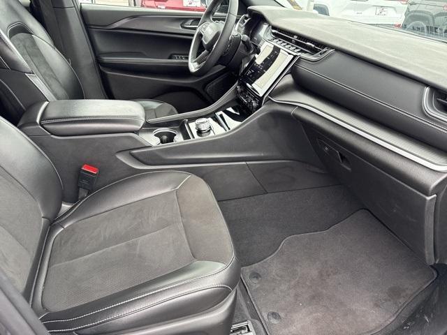 used 2024 Jeep Grand Cherokee car, priced at $33,921