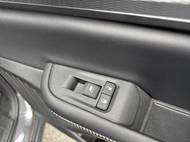 used 2024 Jeep Grand Cherokee car, priced at $33,921