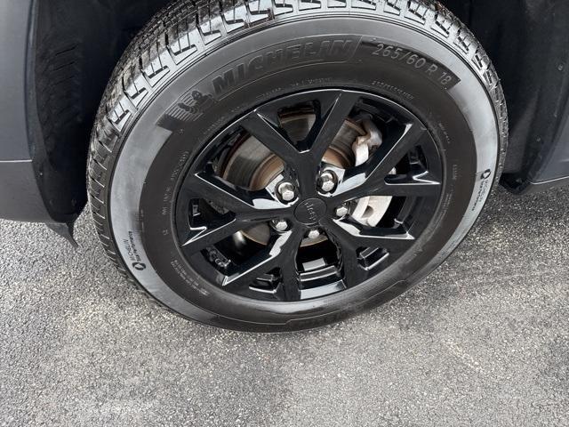 used 2024 Jeep Grand Cherokee car, priced at $33,921