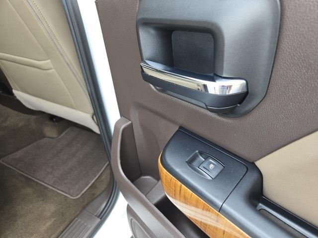 used 2017 GMC Sierra 1500 car, priced at $25,883