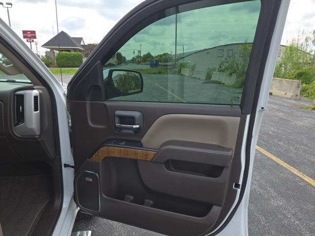 used 2017 GMC Sierra 1500 car, priced at $25,883