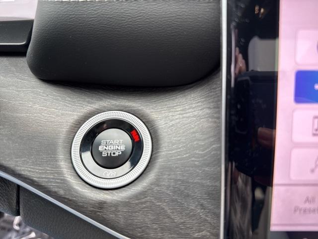 new 2025 Jeep Grand Cherokee L car, priced at $50,610
