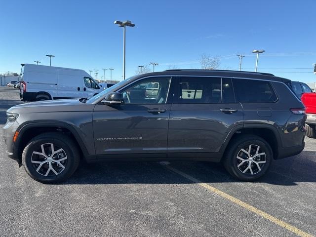 new 2024 Jeep Grand Cherokee L car, priced at $51,635