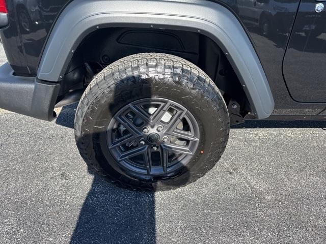 new 2026 Jeep Wrangler car, priced at $44,395