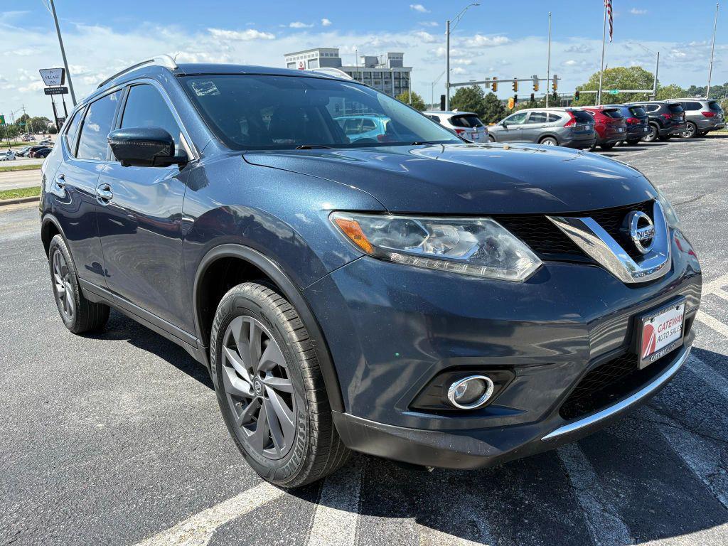 used 2016 Nissan Rogue car, priced at $14,995