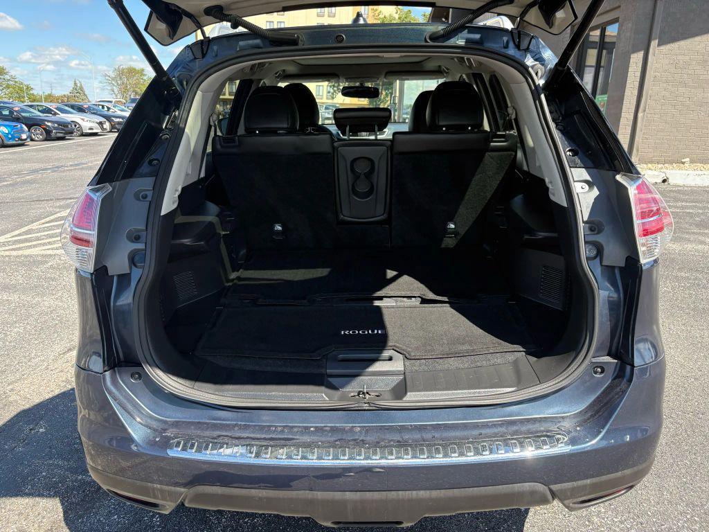 used 2016 Nissan Rogue car, priced at $14,995