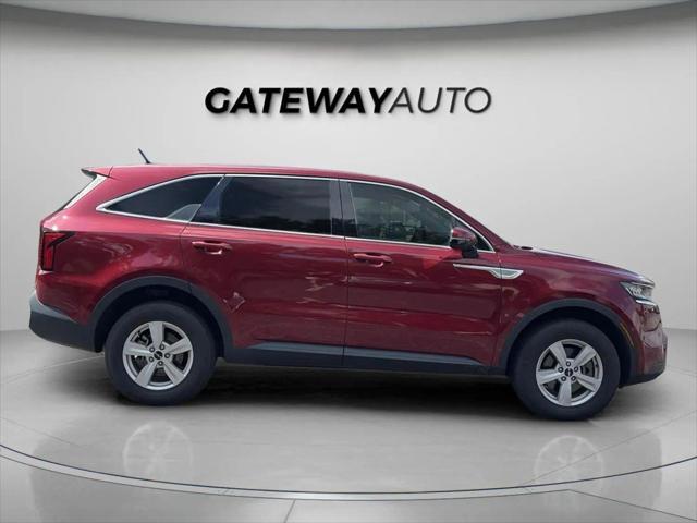 used 2022 Kia Sorento car, priced at $24,995