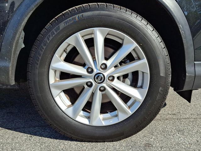 used 2019 Nissan Rogue Sport car, priced at $111,484