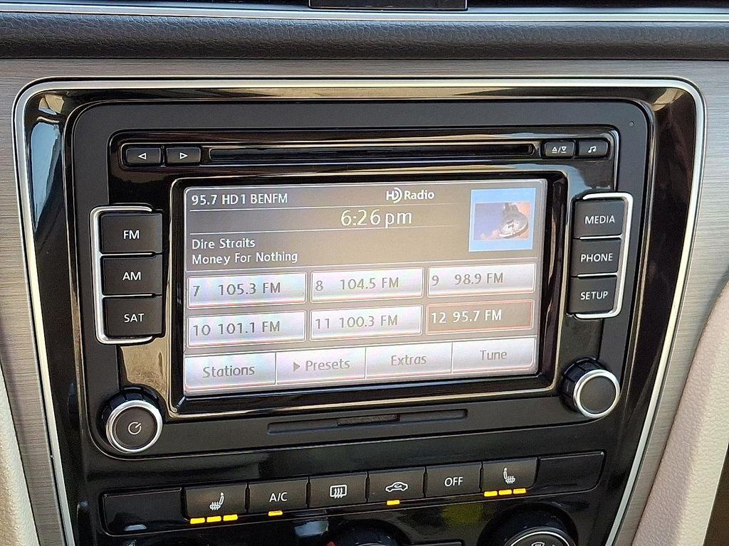 used 2014 Volkswagen Passat car