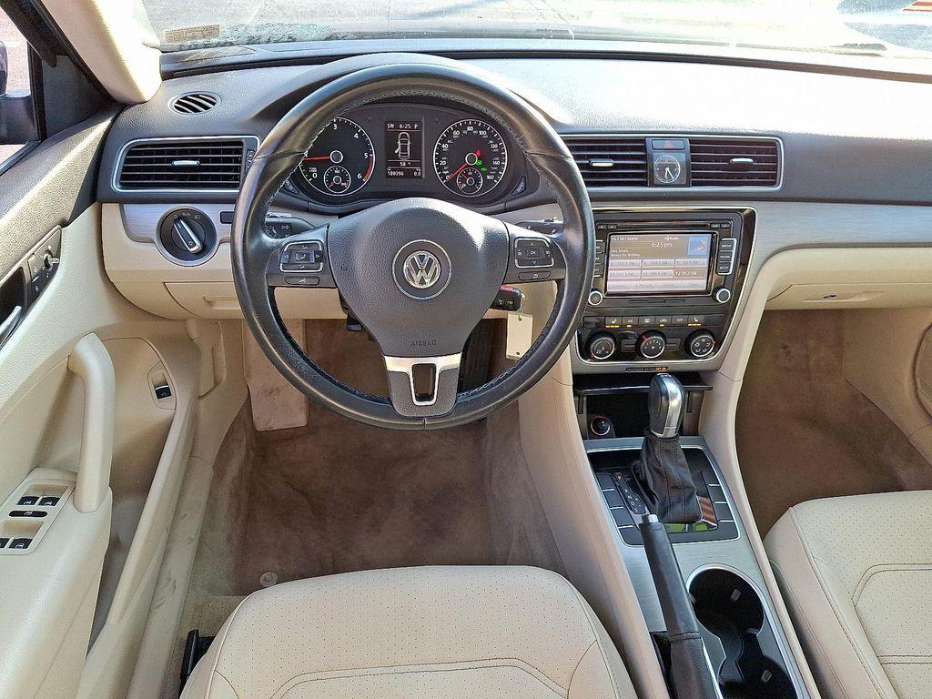 used 2014 Volkswagen Passat car
