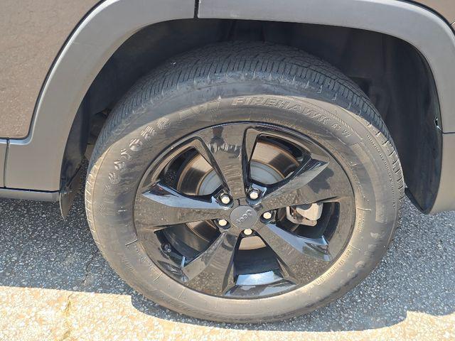 used 2021 Jeep Cherokee car, priced at $19,765
