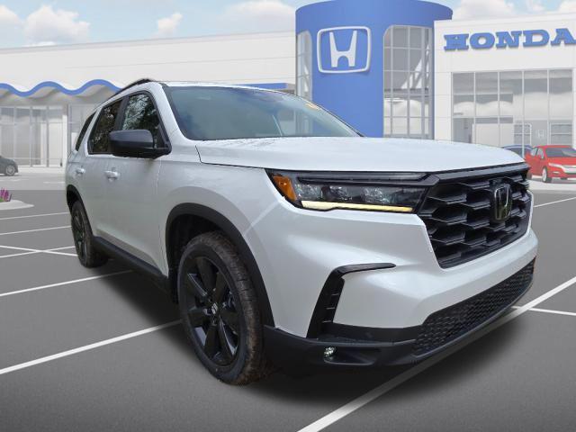 new 2025 Honda Pilot car, priced at $40,247