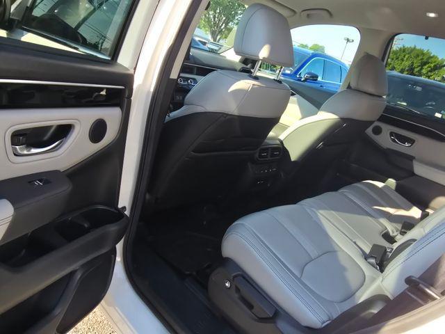 used 2025 Honda Pilot car, priced at $43,991