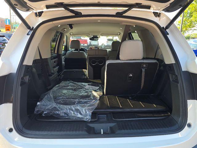 used 2025 Honda Pilot car, priced at $43,991