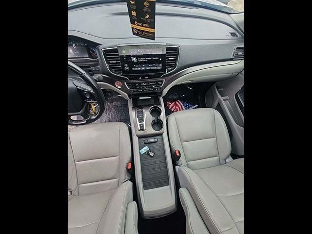 used 2022 Honda Pilot car, priced at $27,994
