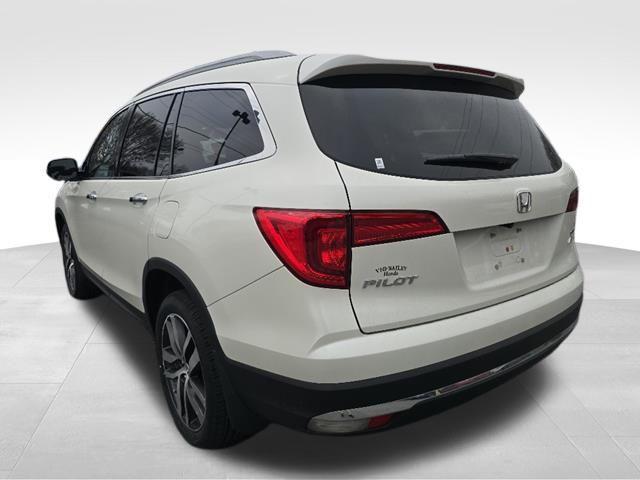 used 2018 Honda Pilot car, priced at $25,387