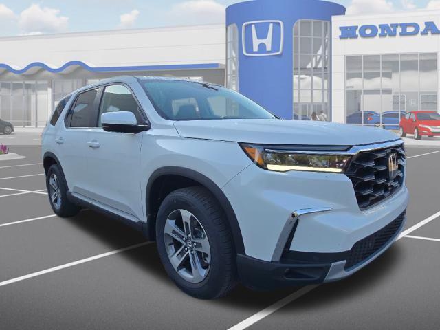 new 2025 Honda Pilot car, priced at $42,458